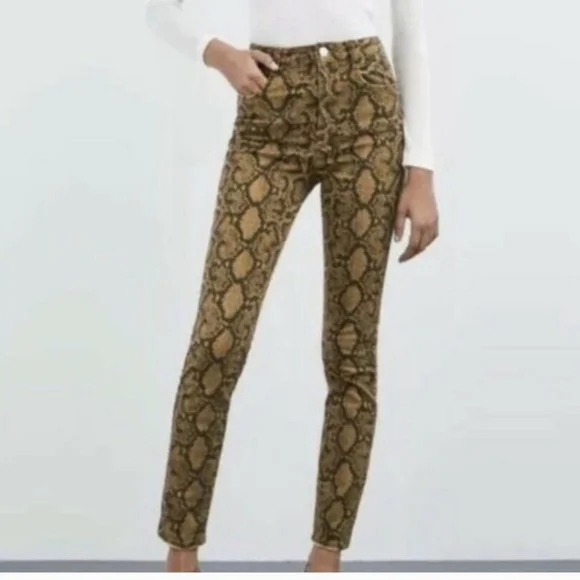ZARA BNWT Python Print Hi-Rise Skinny Jean - Picture 2 of 3